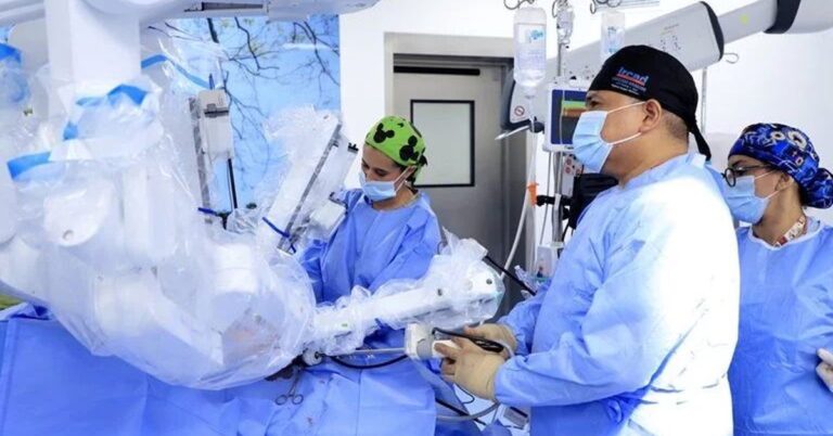 健康城完成首批妇科癌症机器人手术 CSS迈入精准治疗时代