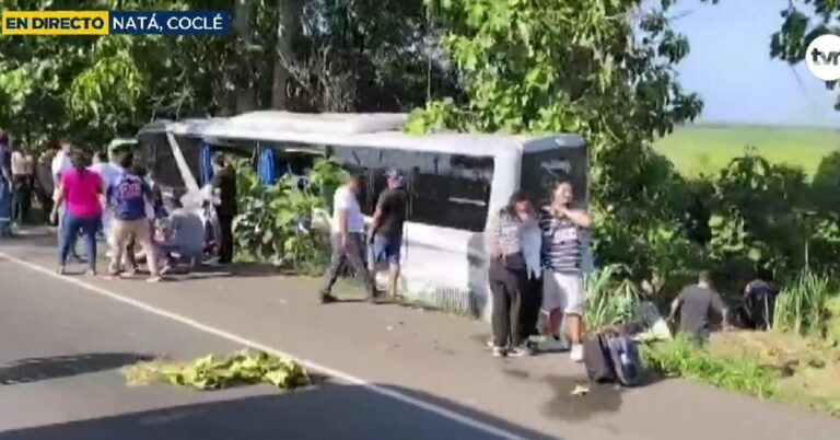 Coclé省Natá路段一巴士失控撞树致37人受伤