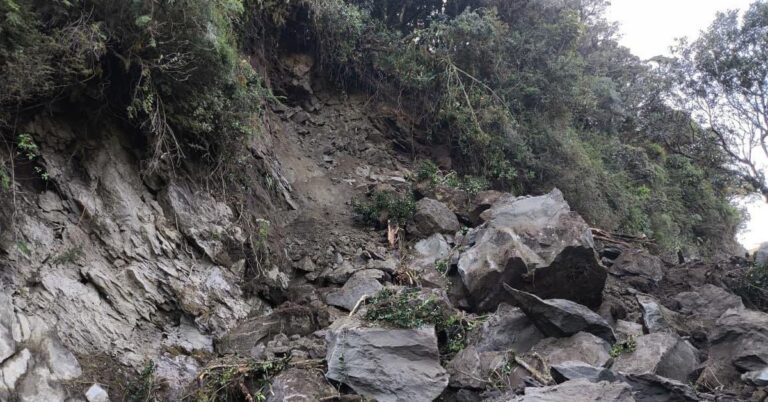 Barú火山山顶道路被滑坡掩埋 环境部宣布临时全面关闭